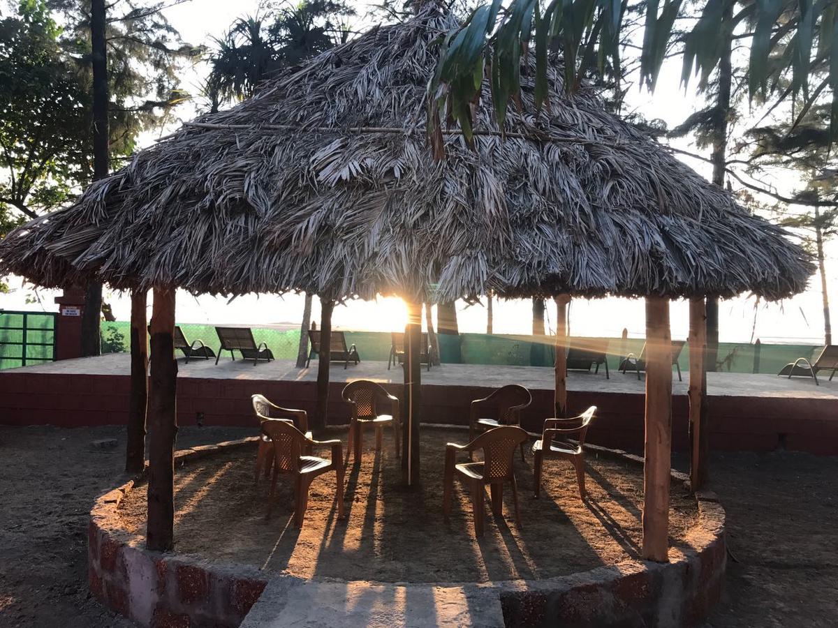 Tranquil Beach Resort Harihareshwar Dış mekan fotoğraf